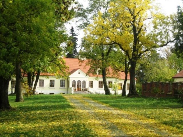 Gospodarstwo Agroturystyczne Dworek Janowicki Kazimierzewo Buitenkant foto